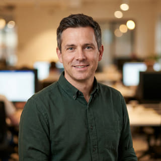 Profile photo of Daniel Carter, identified as Chief Technology Officer at Clear Bondwarence